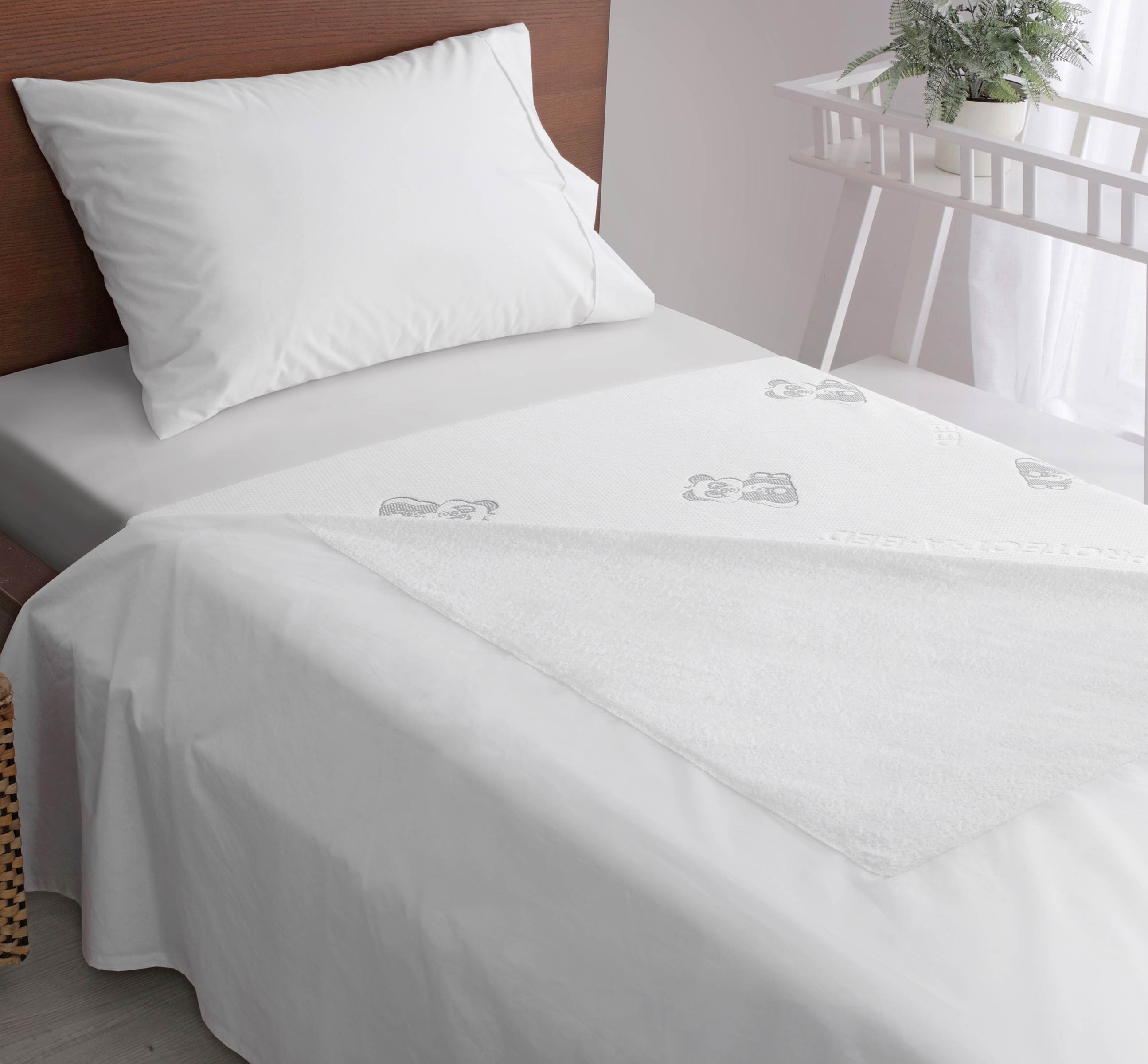 Linen Saver Bed Pad With Tuck Ins